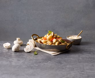 pasta_mit_sommergemuese_und_champignons_010425_website